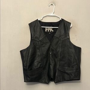FMC black leather motorcycle vest Size 50 EUC